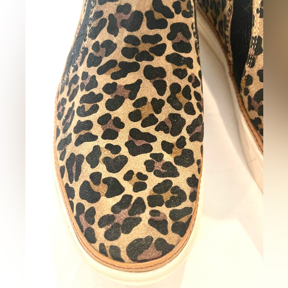 Toms Leopard Print Slip-On Ankle Boots - Picture 7 of 14